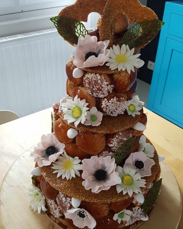 Wedding Cake Choux choux craquelin garni d'une crème patissière
