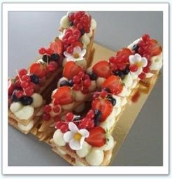 pâte feuilletée garnie creme pâtissiere au lait amande et fruits frais