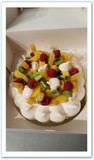 pavlova fruits exotiques meringue garnie chantilly et fruits exotiques